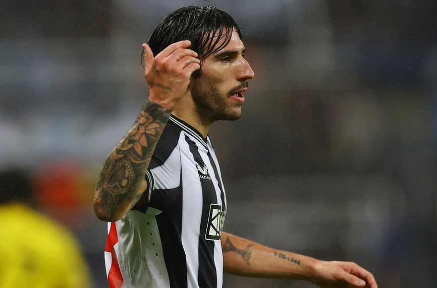 Официално: Тонали аут за 10 месеца заради залози