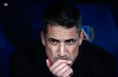 Веласкес подготвя промени преди мача с Хебър