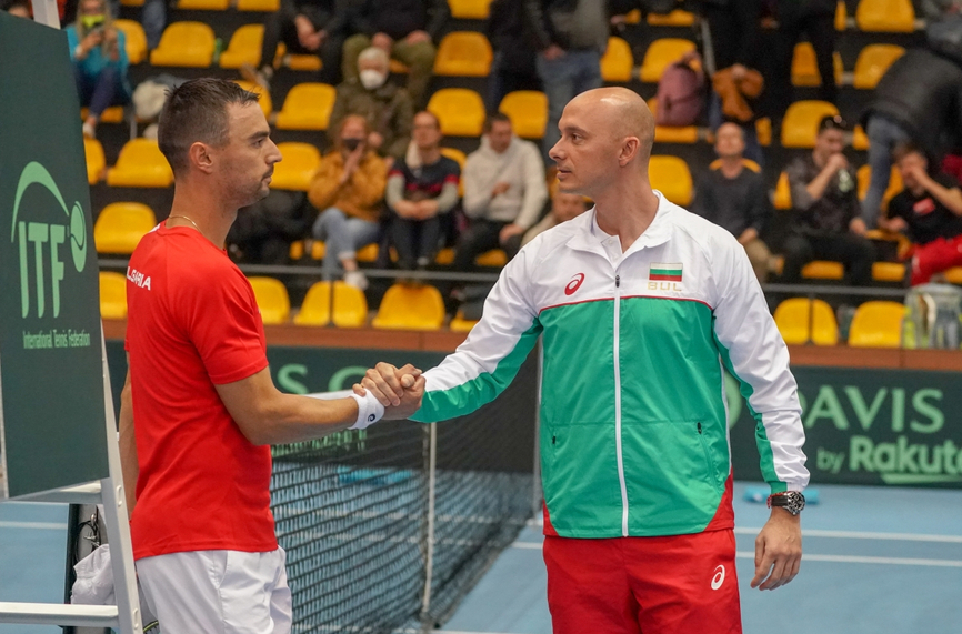 Българският тенисист Димитър Кузманов осъществи обрат след като изоставаше с