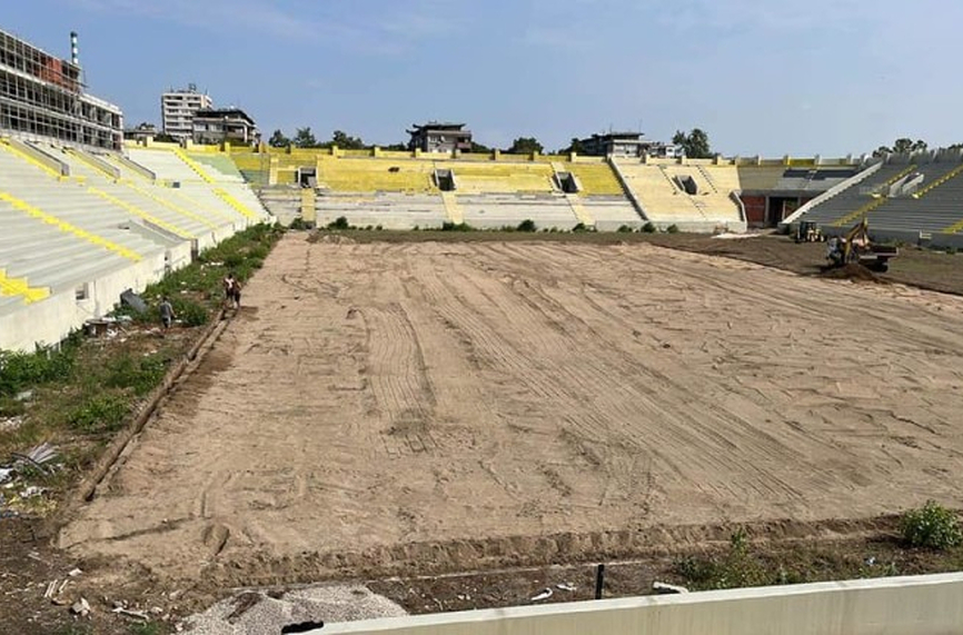 Стадион Христо Ботев в Пловдив трябва да бъде въведен в