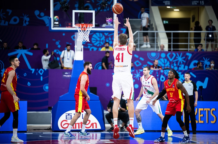 България отстъпи от Черна гора в третия си мач на