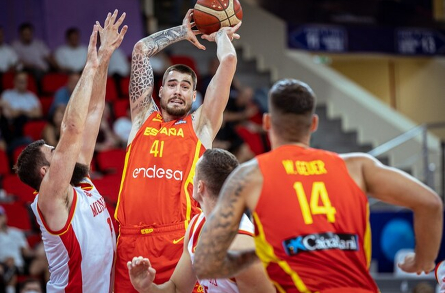 Отборът на Испания победи Черна гора с 82 65 27 17 26 14