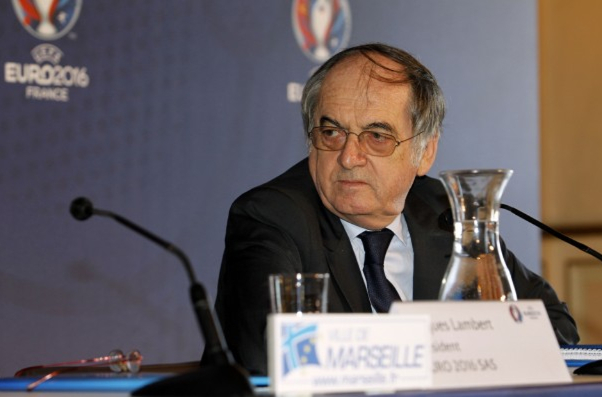 Президентът на Френската футболна федерация бе замесен в грандиозен секс