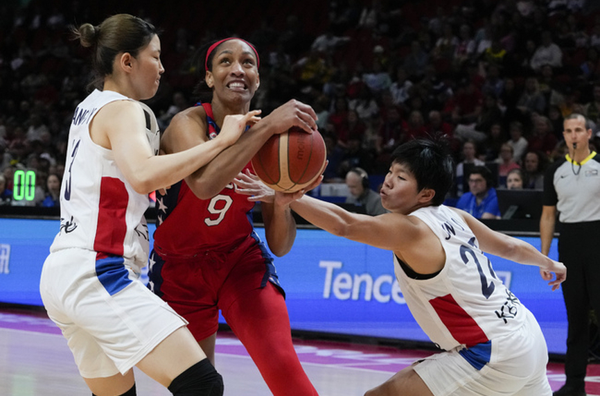 Националният отбор на САЩ по баскетбол за жени реализира 145