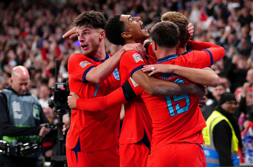 Англия няма победа в 6 поредни мача за първи път