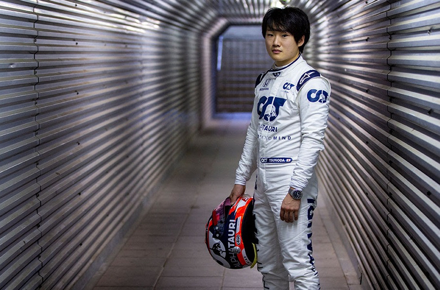 Единственият японски пилот във Формула 1 Юки Цунода ще бъде