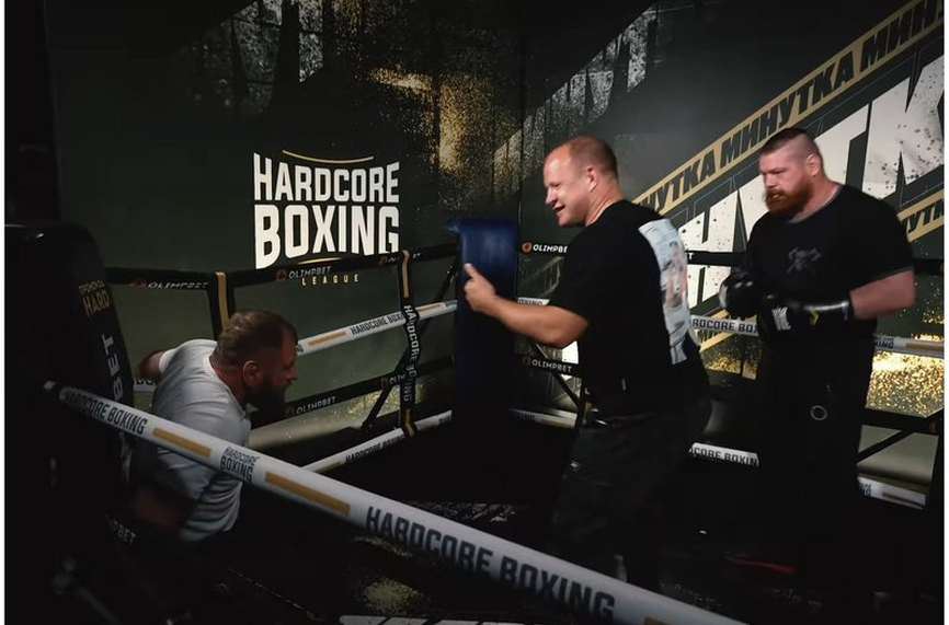 Вечерта на 24 септември в Москва на турнира Hardcore Boxing