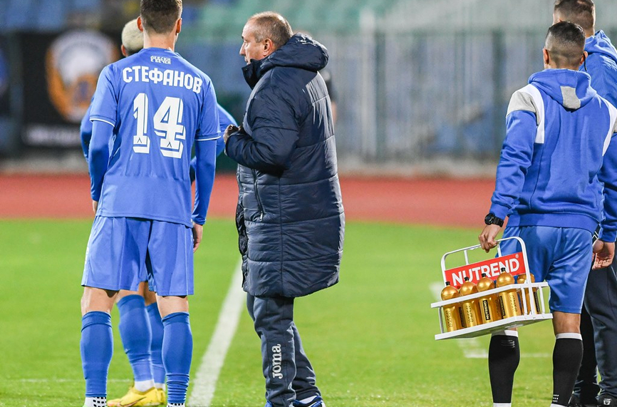 Левски приема Локомотив Пловдив в мач от 15 ия кръг на