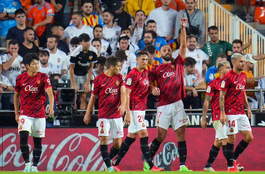 Валенсия допусна домакинско поражение с 1 2 срещу Майорка в двубой