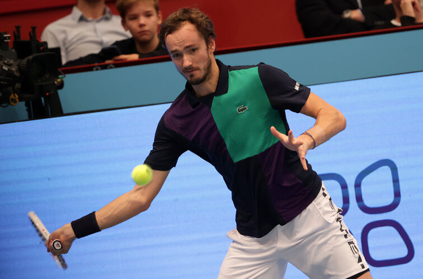 Даниил Медведев спечели титлата от тенис турнира във Виена Руснакът
