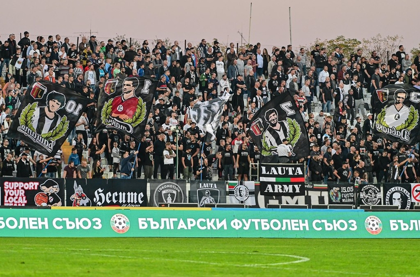 От футболния Локомотив Пловдив използваха социалните мрежи на клуба за