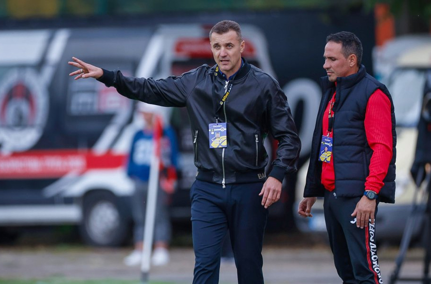Старши треньорът на Локомотив София Станислав Генчев даде своя коментар