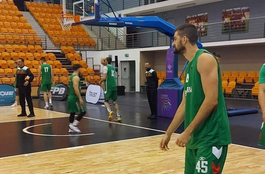 Националният тим на България по баскетбол за мъже тренира в