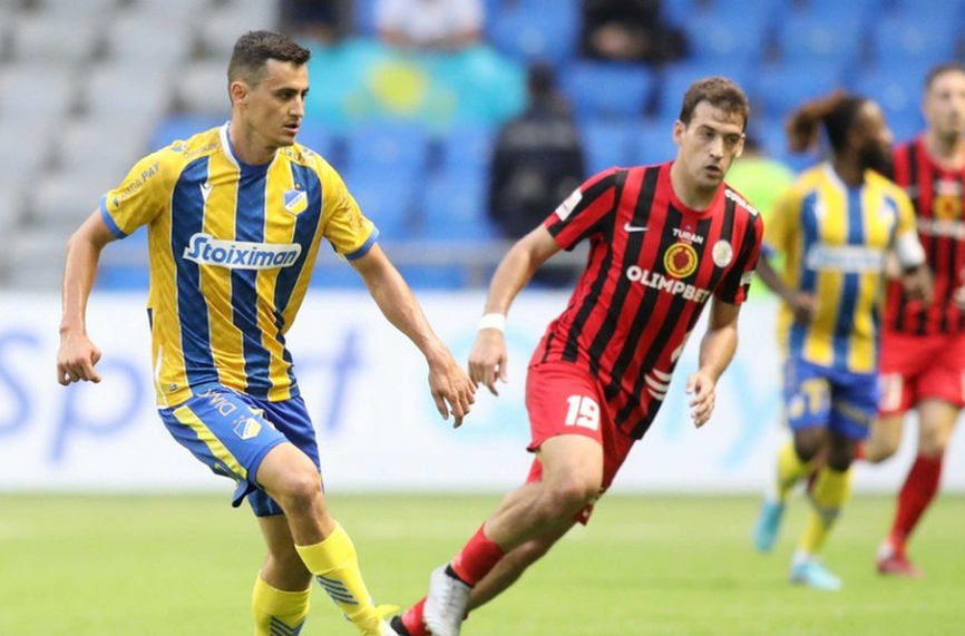 Българският полузащитник Георги Костадинов направи отличен мач за АПОЕЛ Никозия