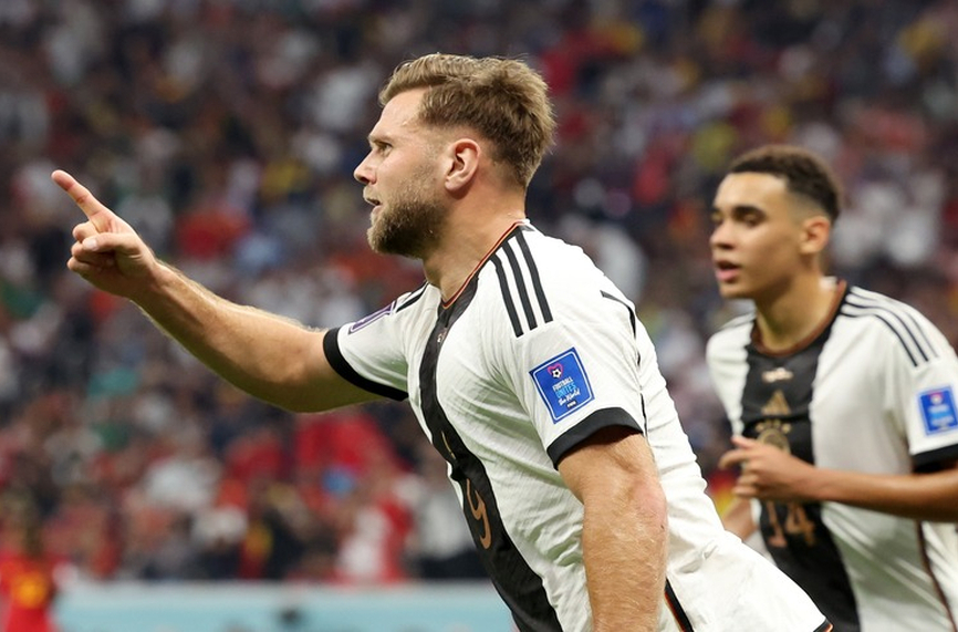 Германия се изправя срещу Коста Рика в решителен мач от