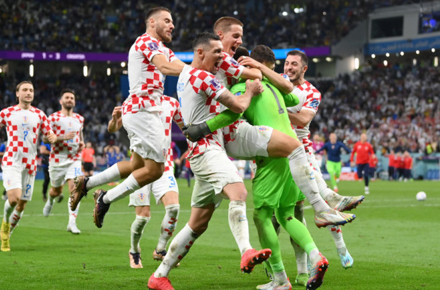 Хърватия хвърли бомбата с отстраняването на Бразилия в четвъртфинала на