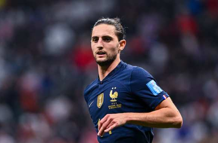 Проблемите за националния отбор на Франция в Катар продължават Петлите
