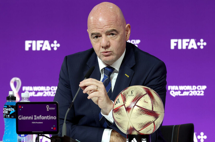 Президентът на ФИФА Джани Инфантино иска световното първенство да се