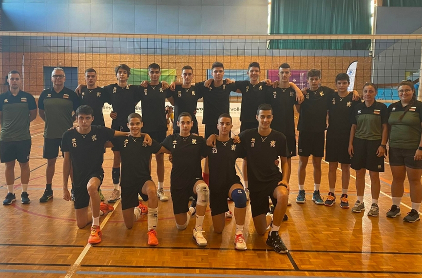 Националният отбор на България за юноши до 17 години състезатели