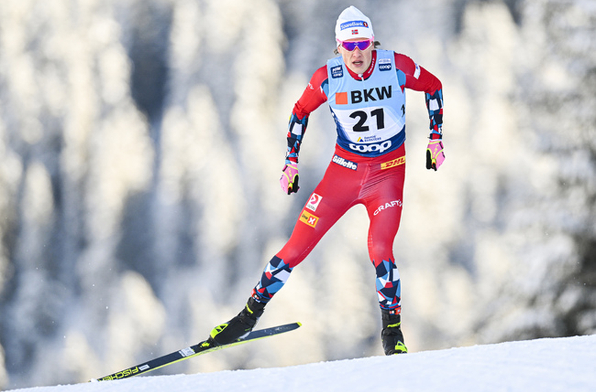Норвежецът Йоханес Клаебо и швейцарката Надине Фендрих започнаха с победи