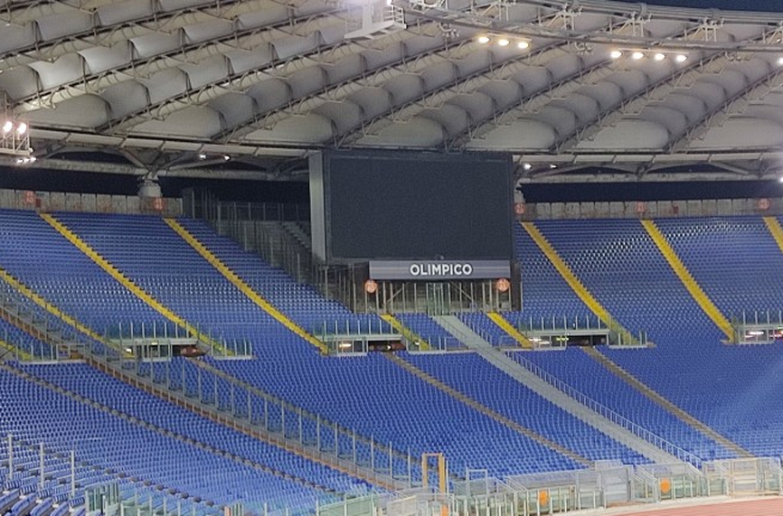 Лацио ще играе следващия си мач при частично затворени за