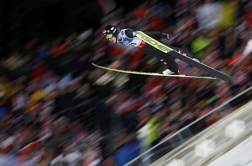 Норвежецът Халвор Егнер Гранеруд спечели състезанието по ски скок за
