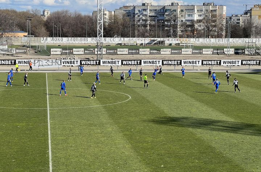Елитният Локомотив Пловдив надигра втородивизионния Марица Пловдив с 2 1 в