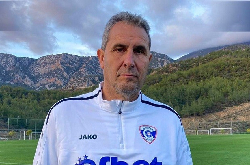Група от 20 сет футболисти определи старши треньорът на Спартак Варна