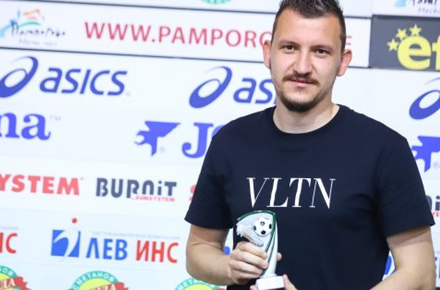 Българският национал Тодор Неделев подписа договор с шампиона на efbet
