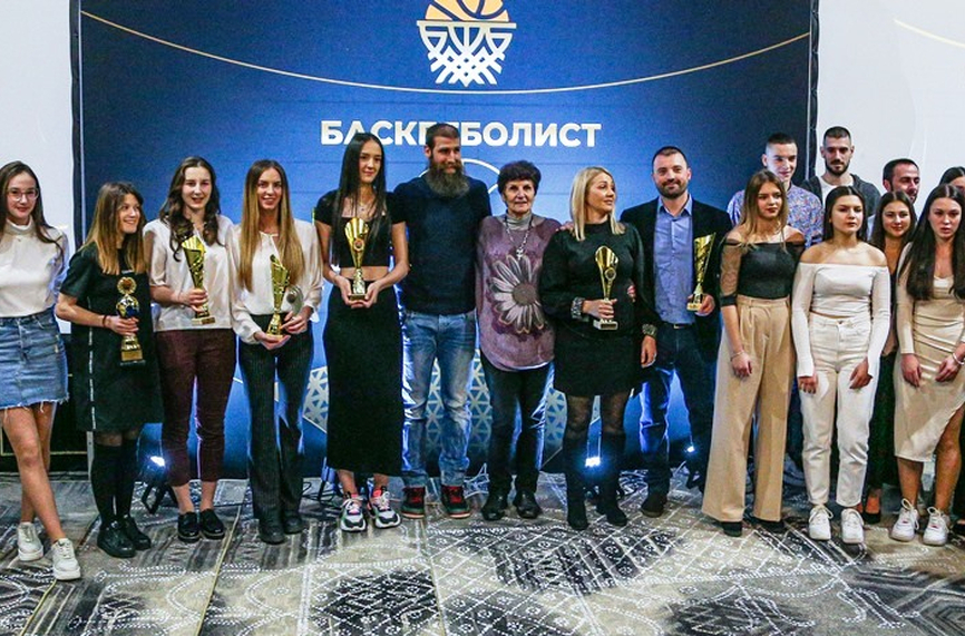 Александър Везенков и Борислава Христова бяха избрани за Най добър баскетболист