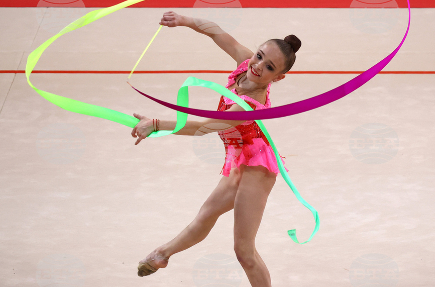 Стилияна Николова спечели златен медал на топка и бронзов на