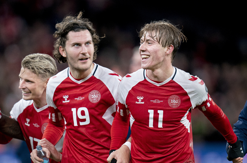 Дания победи Финладния с 3 1 в двубой от Група Н