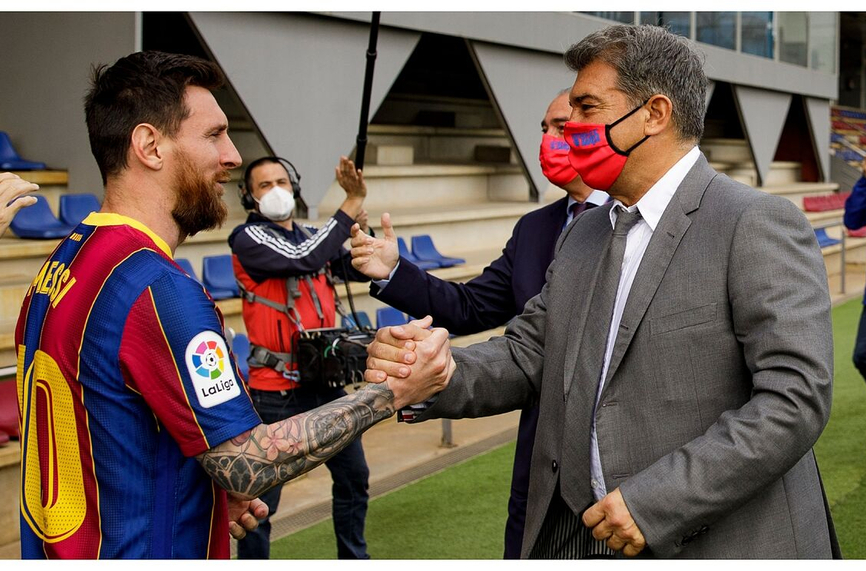 Президентът на Барселона Жоан Лапорта наскоро заяви че клубът трябва