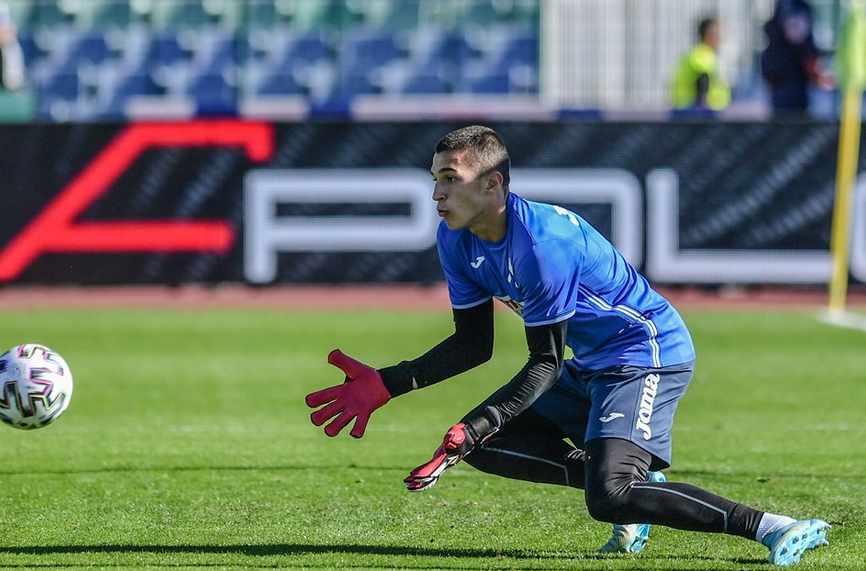 Вратарят на Левски Пламен Андреев напусна преждевременно тренировката на тима