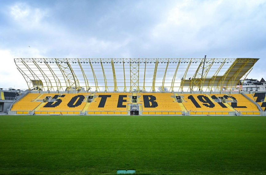 Стадион Христо Ботев в Пловдив получи Акт 16 и вече