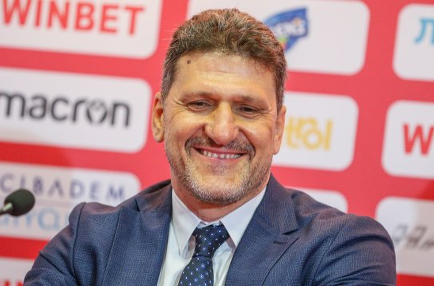 Изпълнителният директор на ЦСКА Филип Филипов публикува отговор от свое