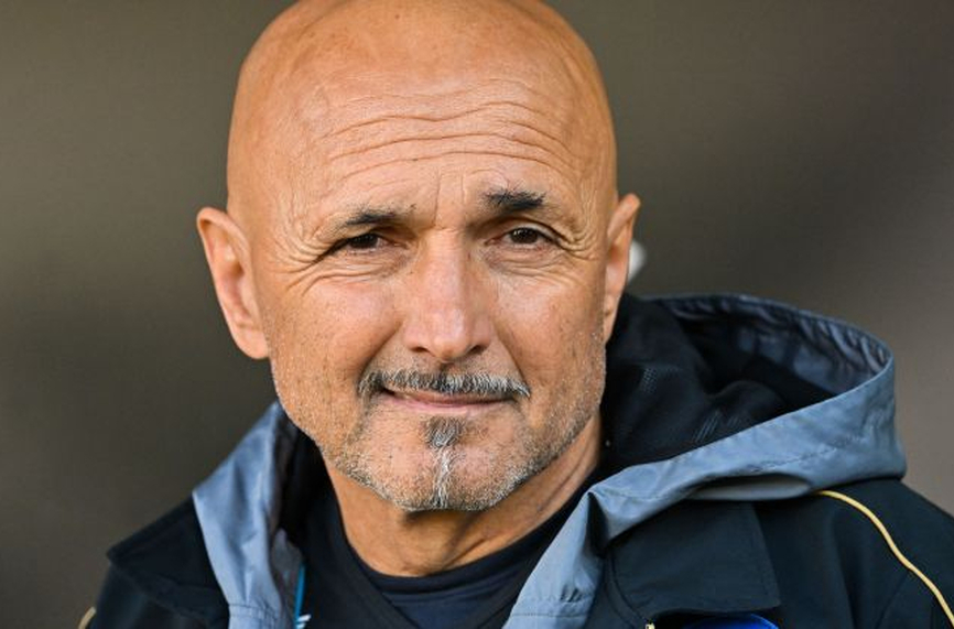 Старши треньорът на Наполи Лучано Спалети съобщи че ще подпише