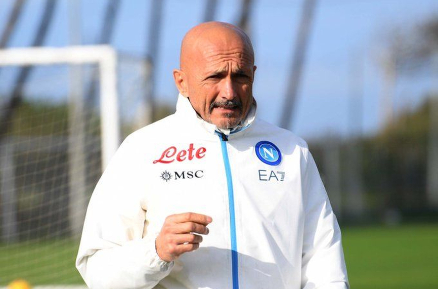Раздялата между старши треньор на Наполи Лучано Спалети и клуба