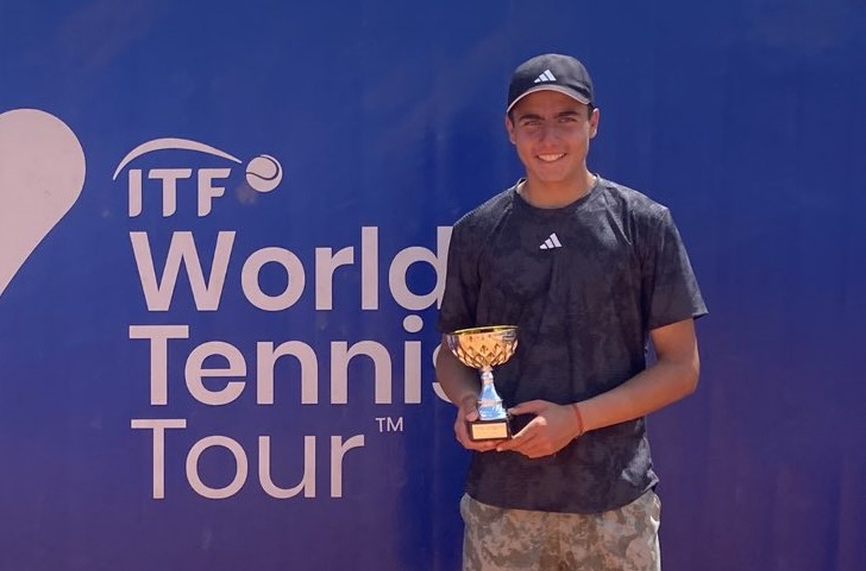 14 годишният Иван Иванов дебютира в топ 200 при юношите в