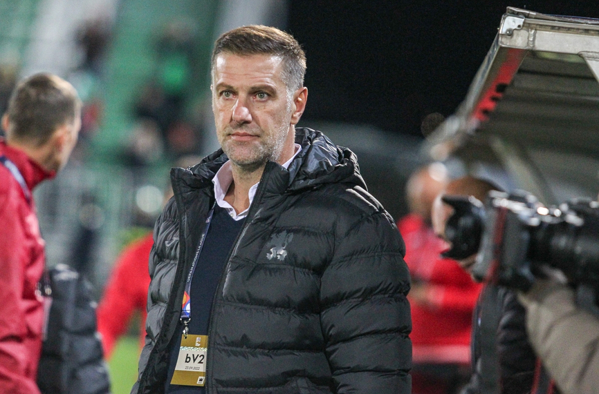 Националният селекционер на България по футбол Младен Кръстаич обяви