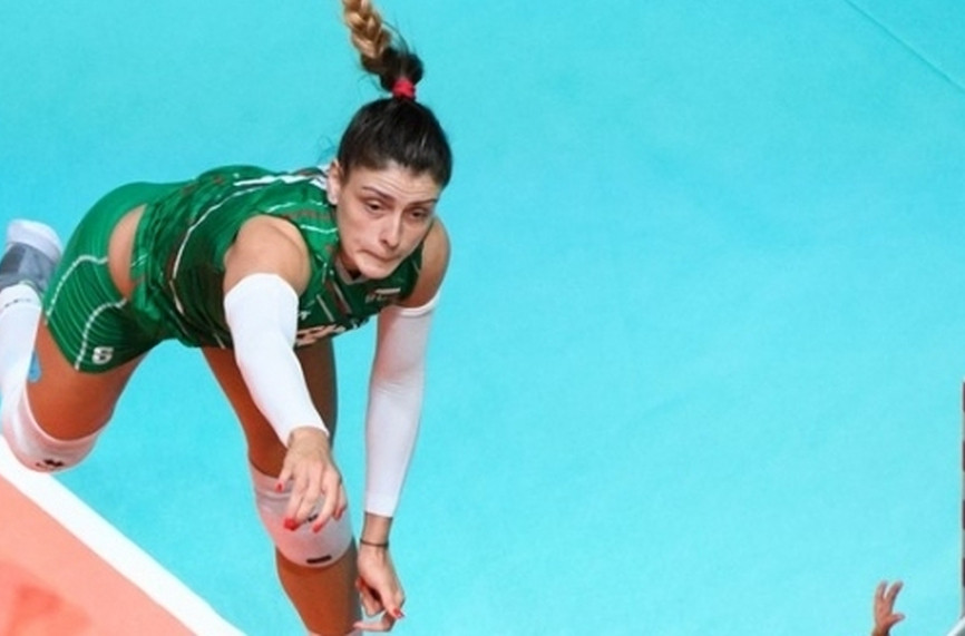 Българският национален отбор по волейбол стартира с категорична победа с