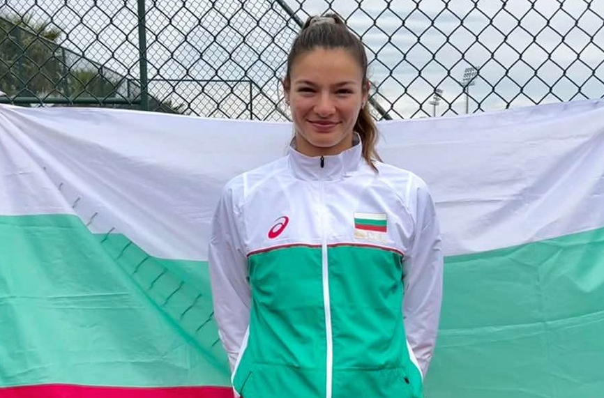 19-годишната Лия Каратанчева се класира за втория кръг на турнира