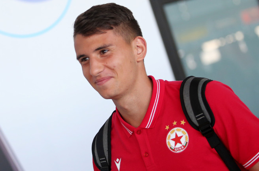 Новите собственици на Берое водят преговори с юношата на ЦСКА
