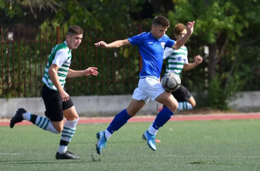 Отбори от Втора лига имат интерес към младия офанзивен полузащитник