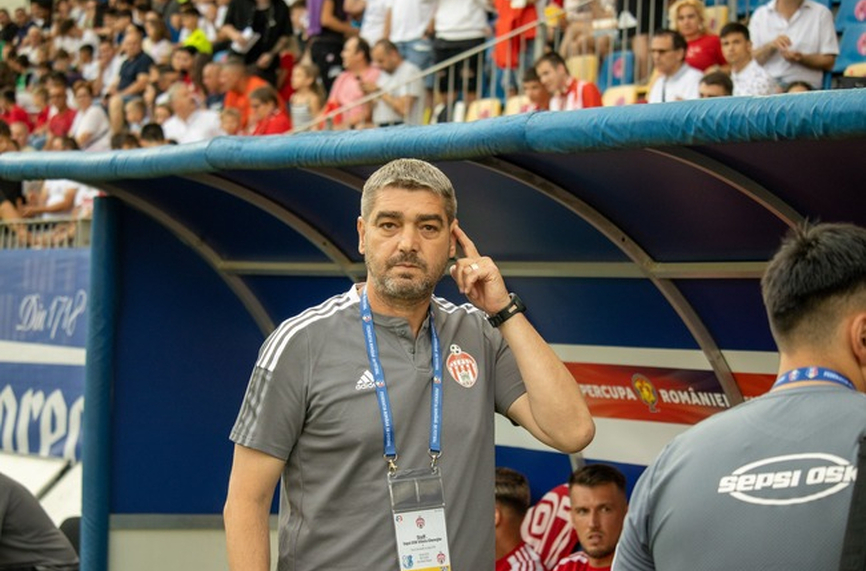 Треньорът на Сепси: ЦСКА е позната марка, ще бъде трудно