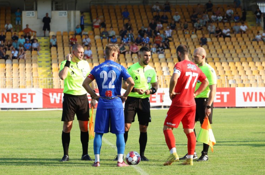 Марек Дупница победи с 2 0 Черноморец Бургас като гост Срещата