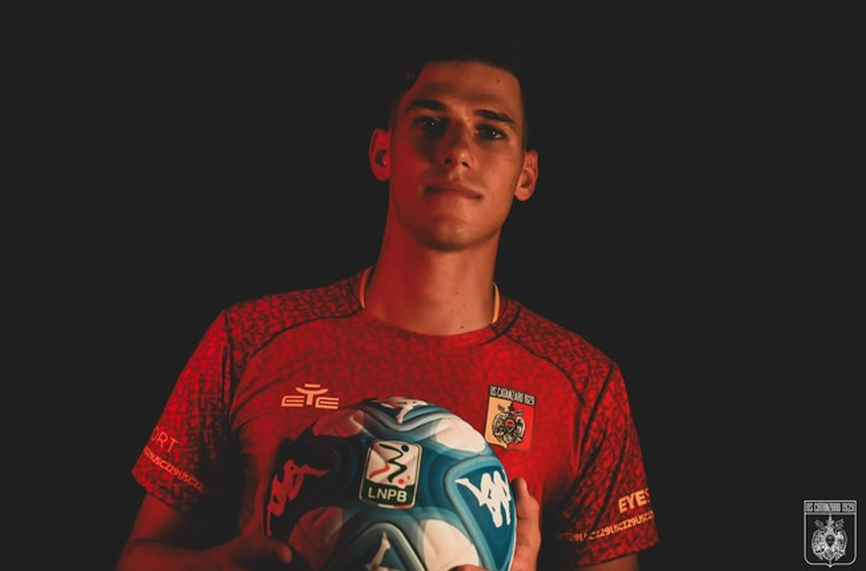 Българският футболен национал Димо Кръстев дебютира за новия си тим