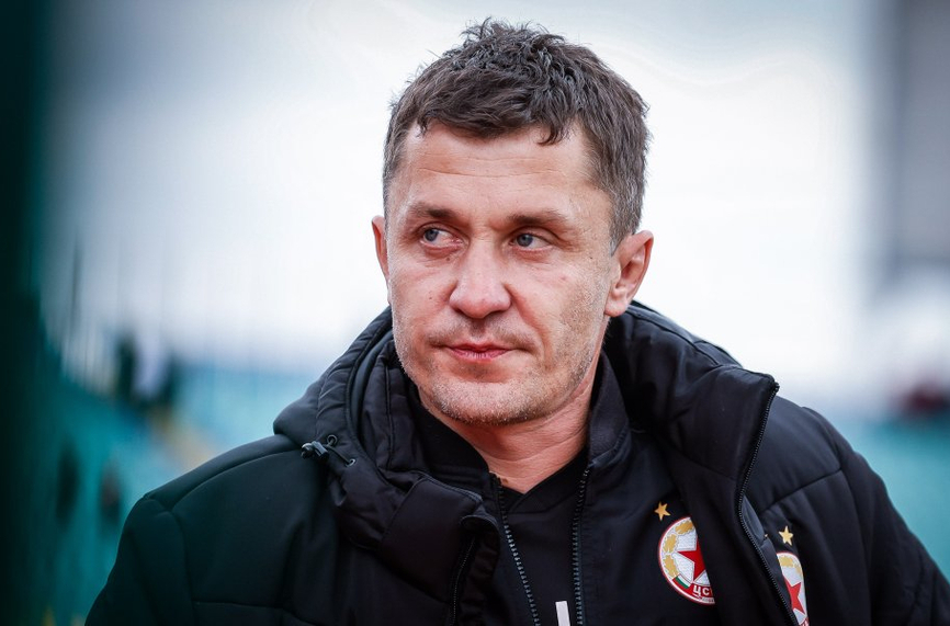 Доскорошният треньор на ЦСКА Саша Илич използва социалните мрежи за