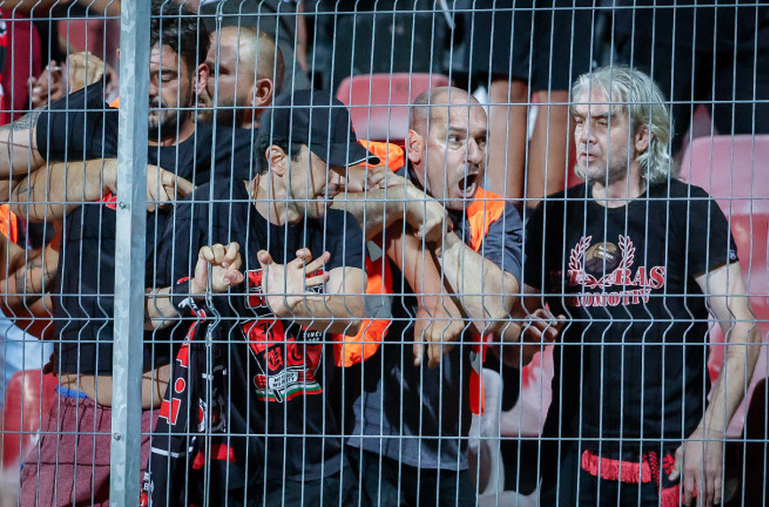 Привържениците на Локомотив София излязоха с открита позиция след снощното