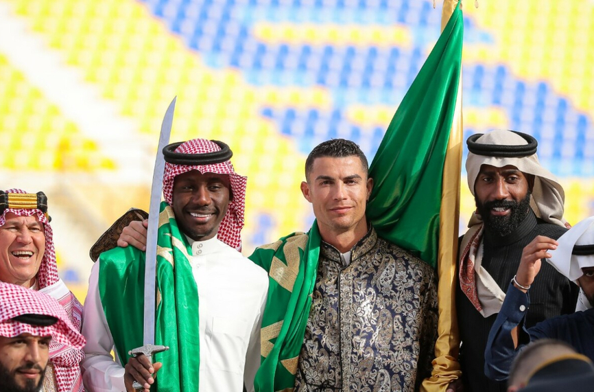 Съюзът на арабските футболни асоциации UAFA изрази желанието си УЕФА
